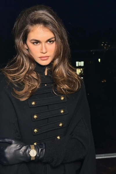 Kaia Gerber’s Blow Dry Is Giving Cindy In The ’90s